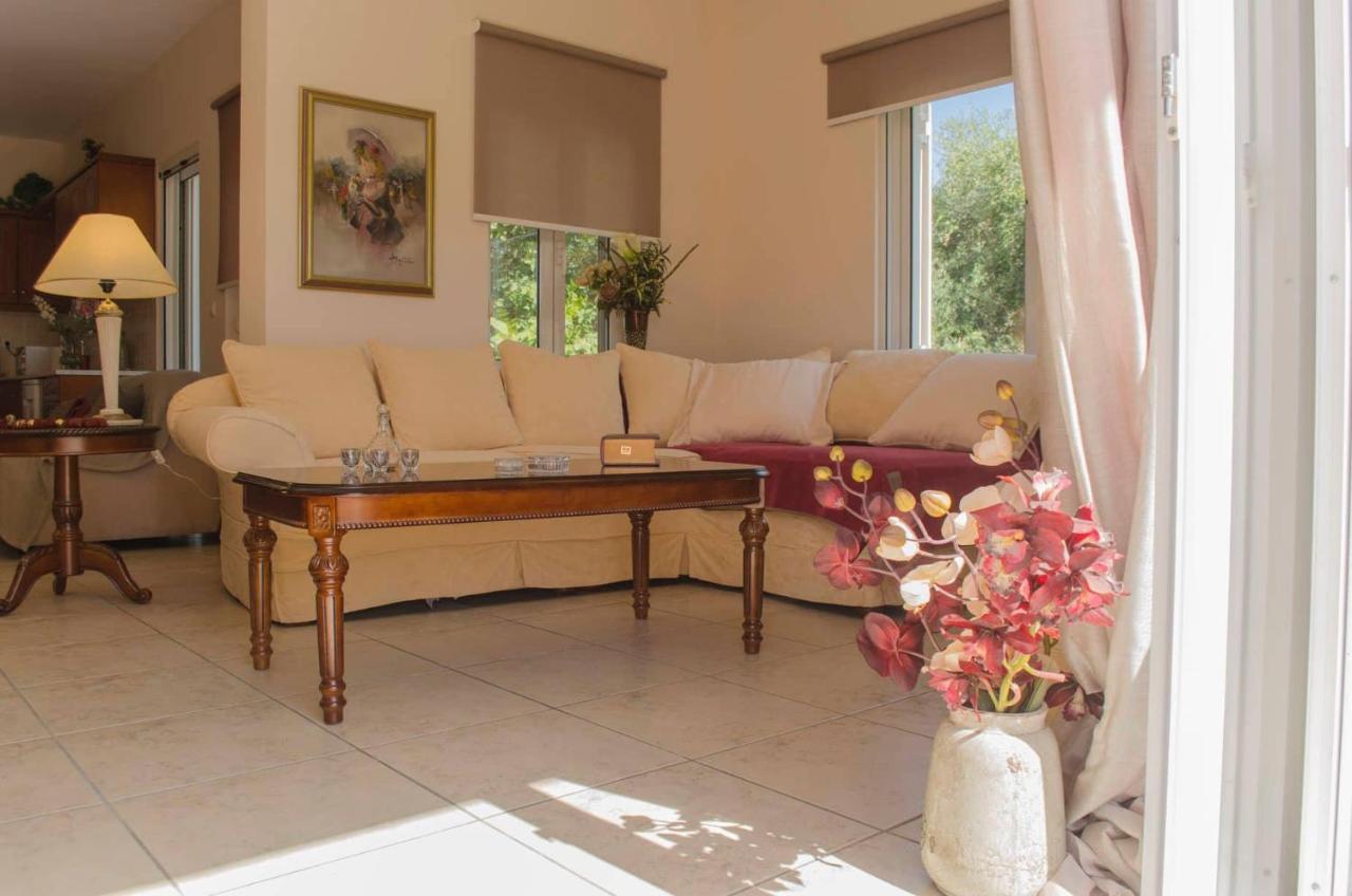 קלמאקי Villa Aretaki מראה חיצוני תמונה
